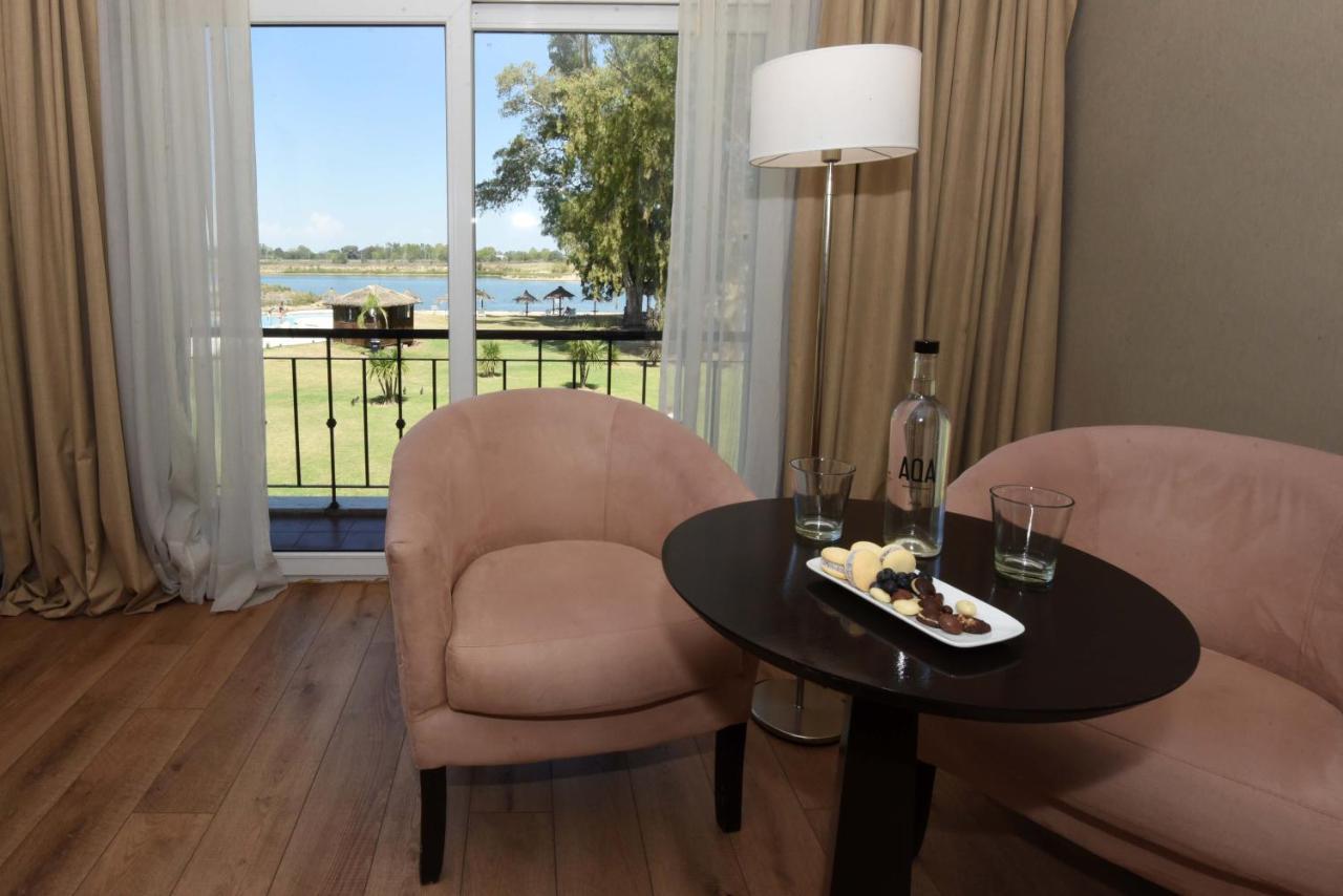 Howard Johnson Resort & Convention Center Ezeiza Exteriér fotografie